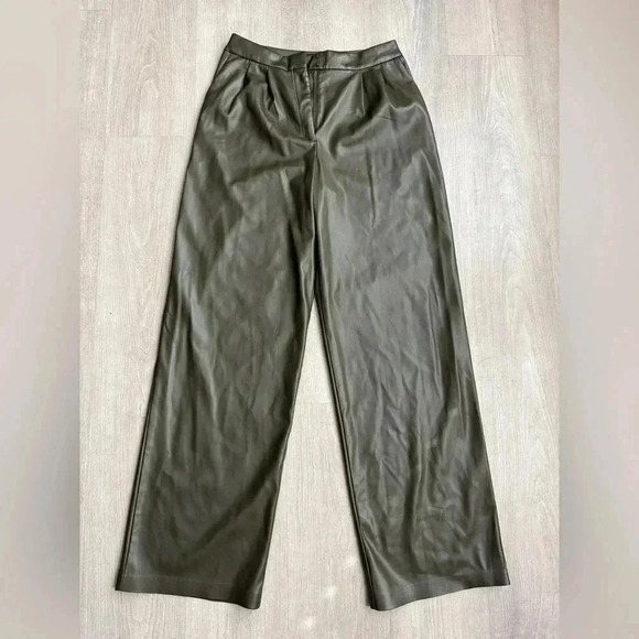 Express High Rise Wide Leg Faux Leather Pants Size 4R Olive Green - Picture 1 of 9